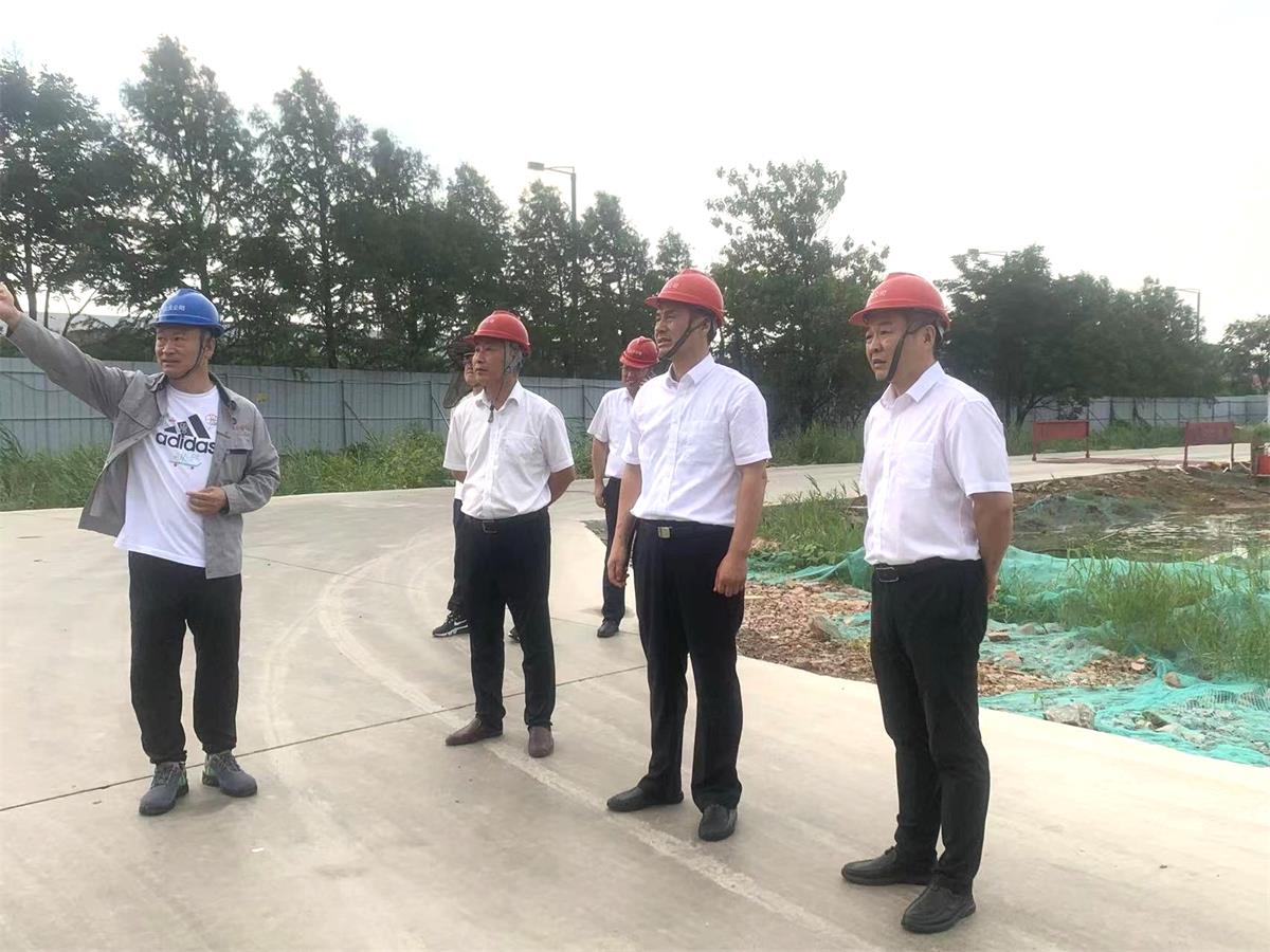 1692862356117036706.jpg 陳如軍到房地產檢查安全工作.jpg